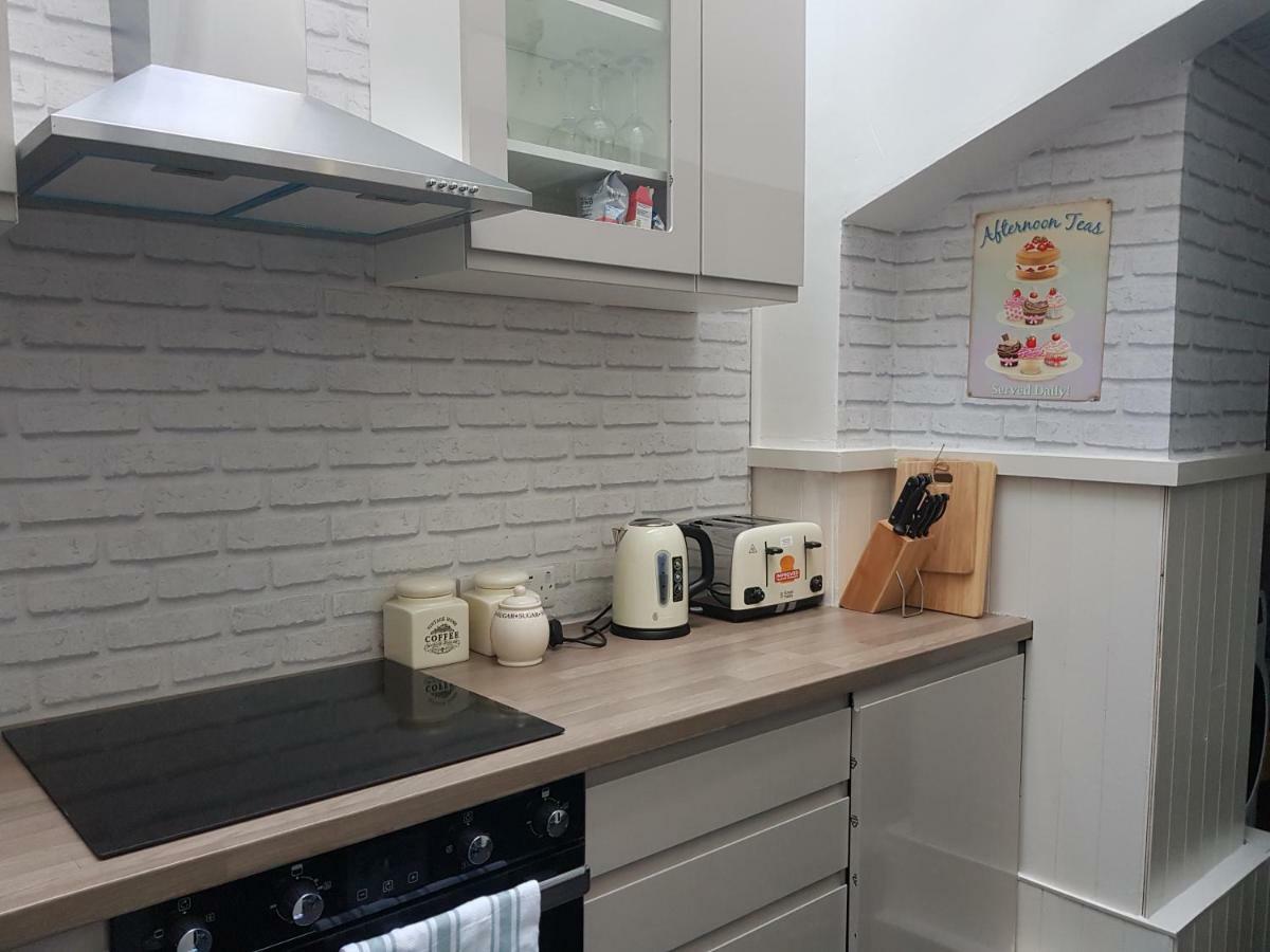 Three Sisters Cottage トーキー エクステリア 写真